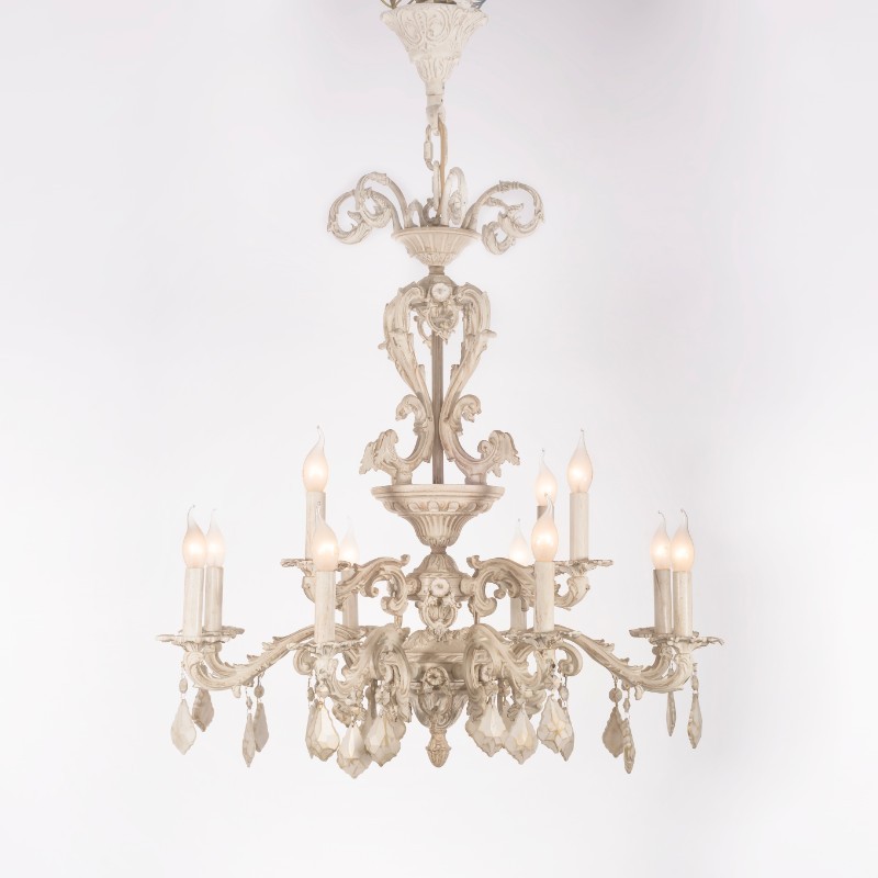 wavey 12 Lights Whitey Classic Chandelier