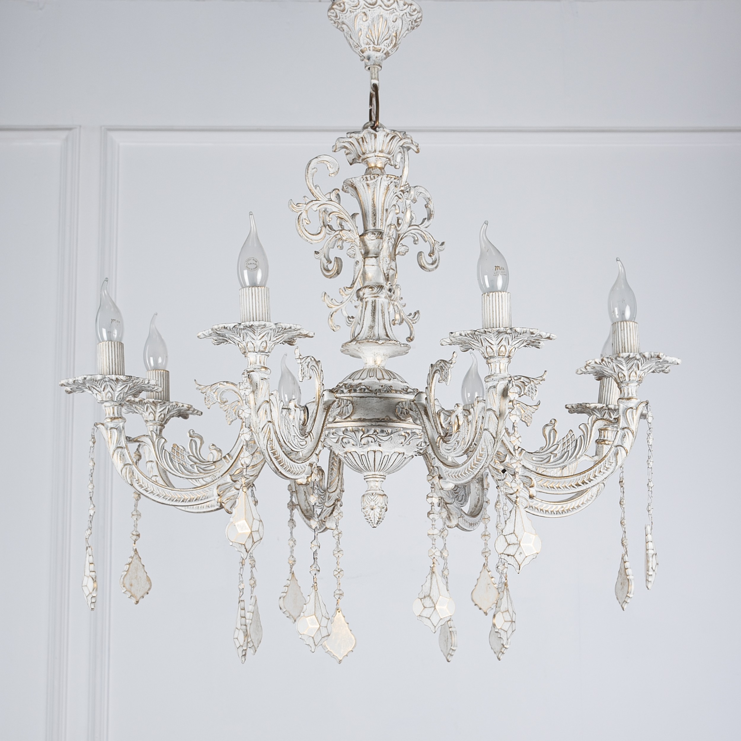 flowless 8 Lights White Chandelier